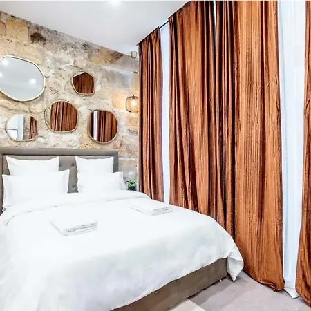 Keyz - Spacious 2bd In The Heart Of Le Marais Parigi