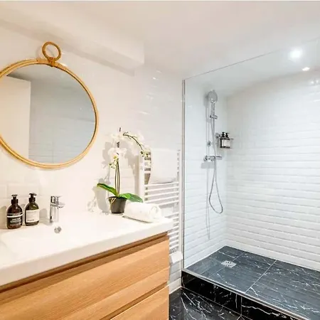 Appartamento Keyz - Spacious 2bd In The Heart Of Le Marais Parigi