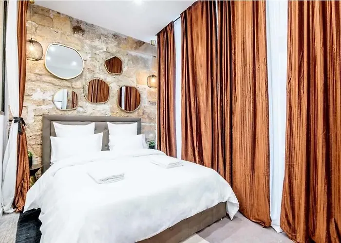 Keyz - Spacious 2bd In The Heart Of Le Marais Париж